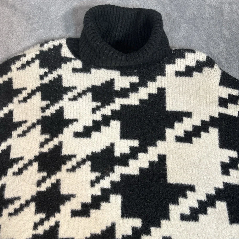 H & M Womens Turtleneck Houndstooth Sweater‎ Black White Large Wool Jacquard